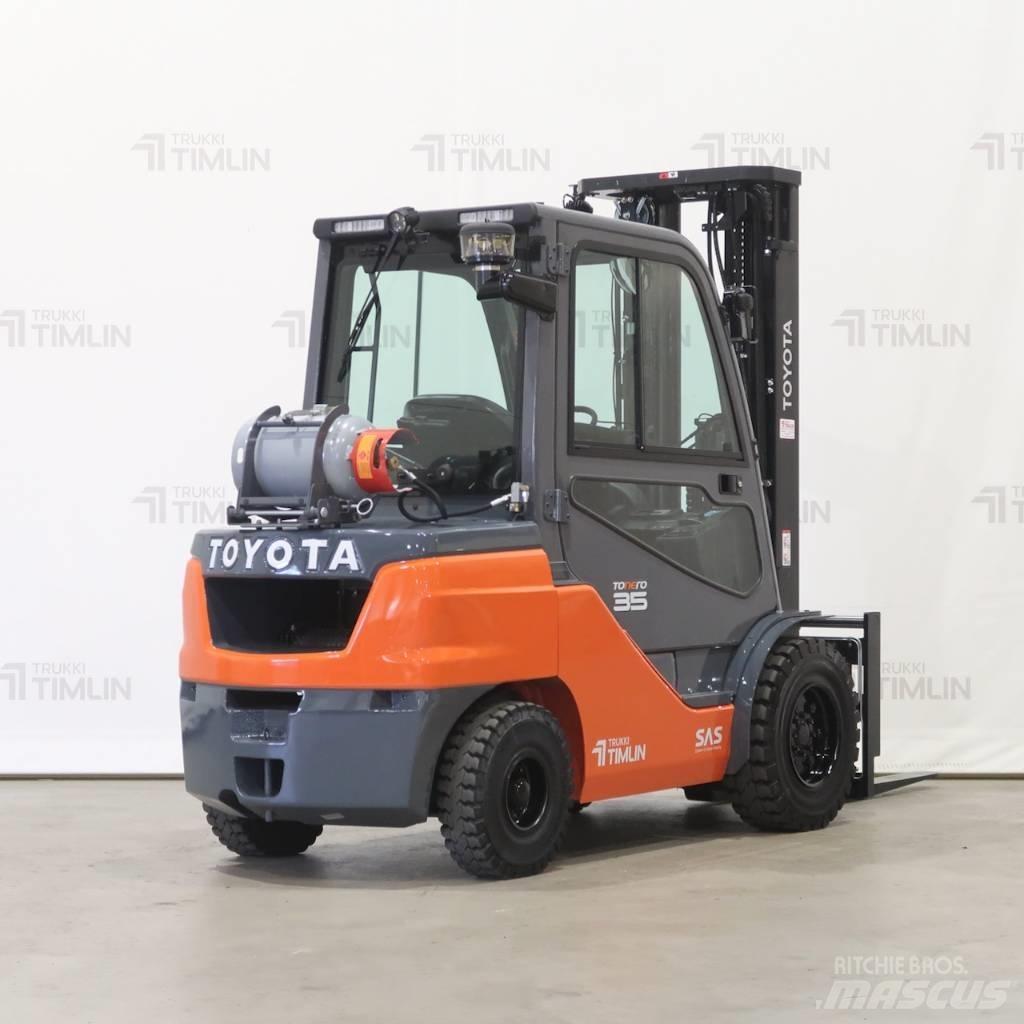 Toyota 02-8FGJF35 Plinski viličari