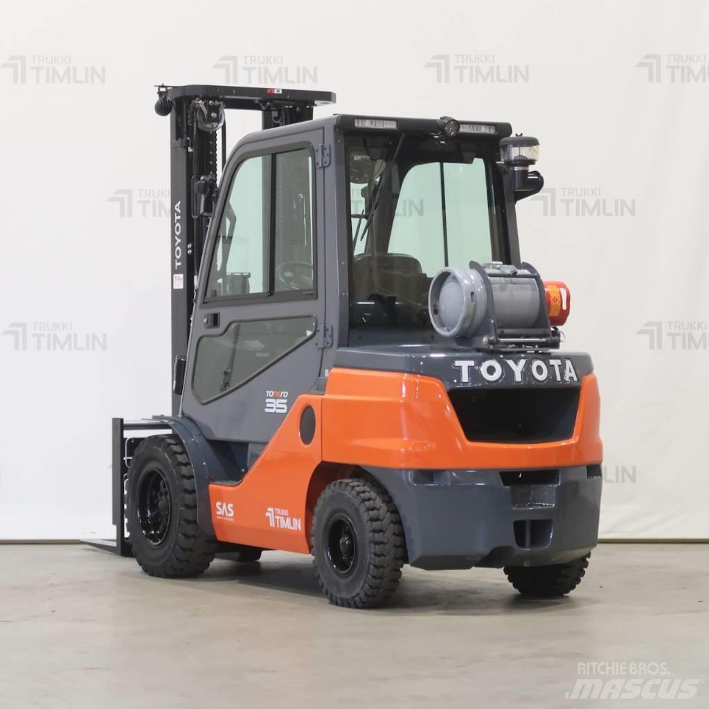 Toyota 02-8FGJF35 Plinski viličari