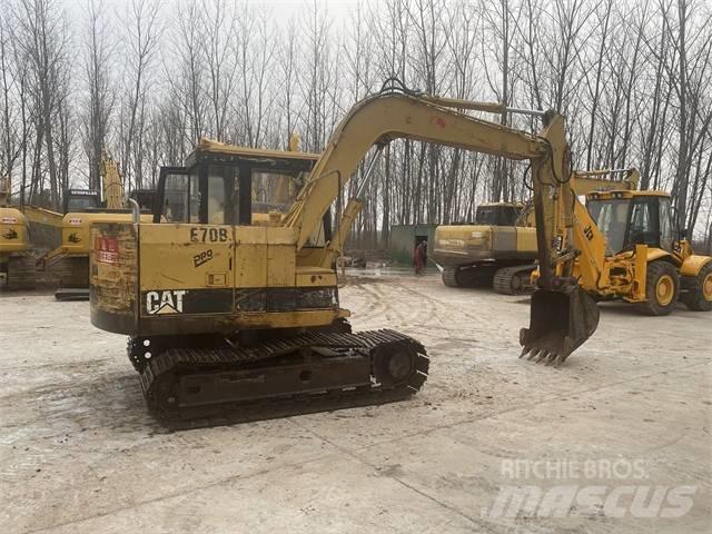 CAT E70B Bageri gusjeničari