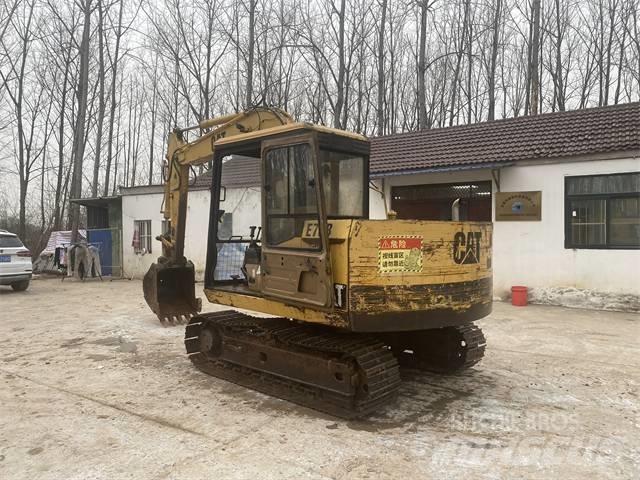CAT E70B Bageri gusjeničari