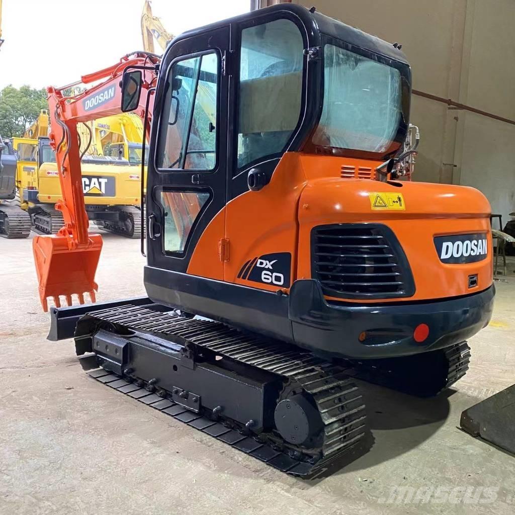 Doosan DX 60-9 C Bageri gusjeničari