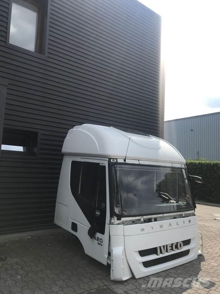 Iveco Stralis AT Kabine i unutrašnjost