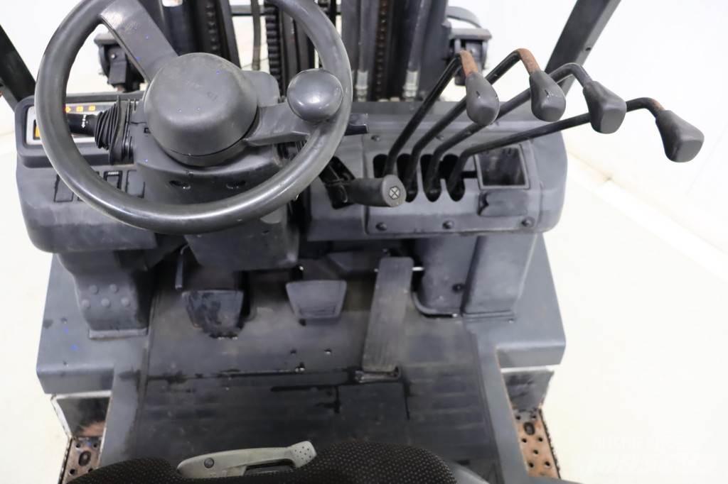 Nissan U1D2A20LQ Plinski viličari
