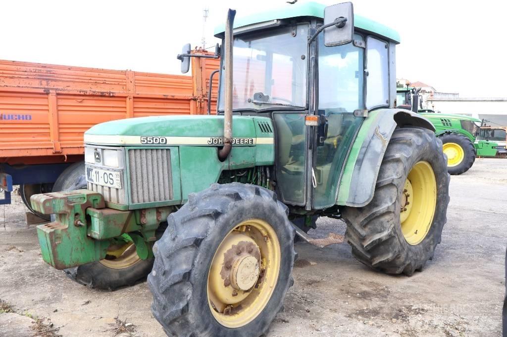John Deere 5500 STD Traktori