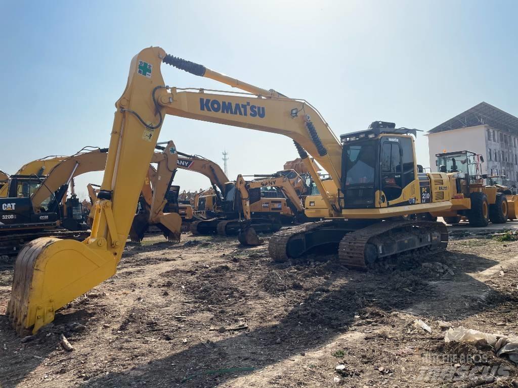 Komatsu 210 Bageri gusjeničari