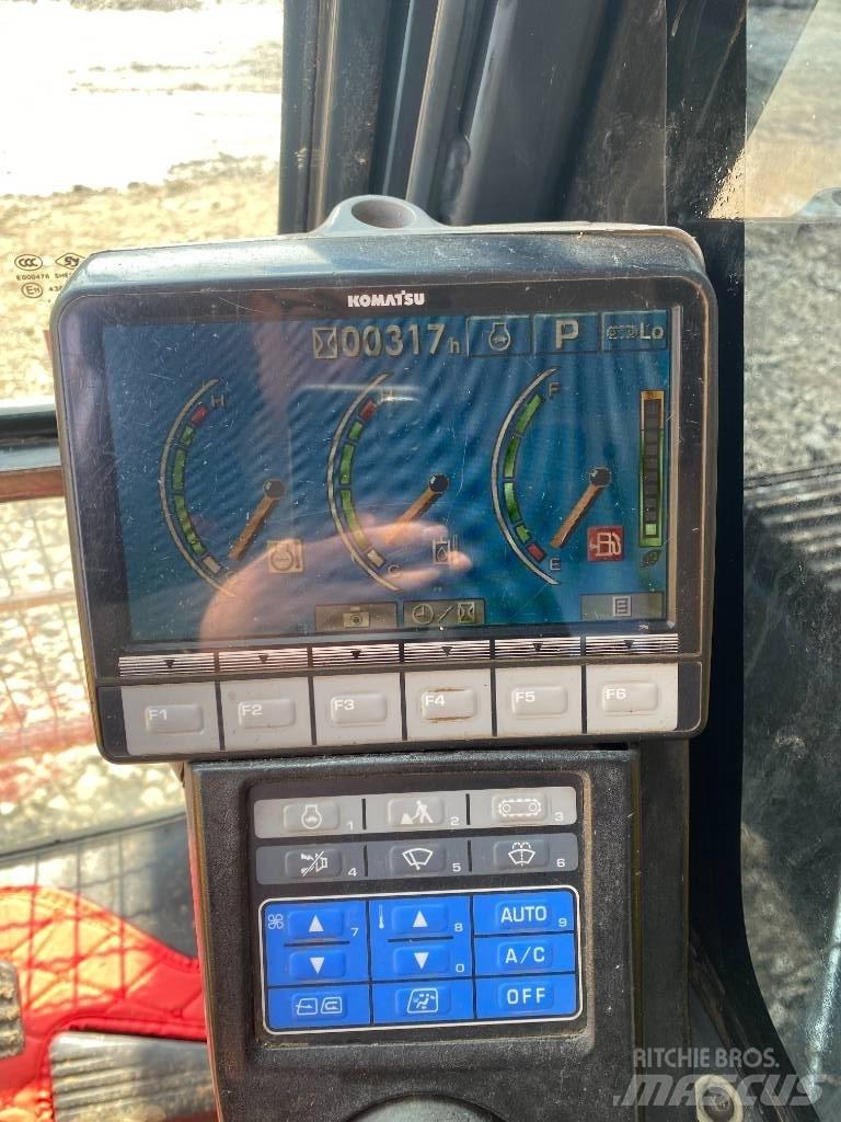 Komatsu PC 200-8 Bageri gusjeničari