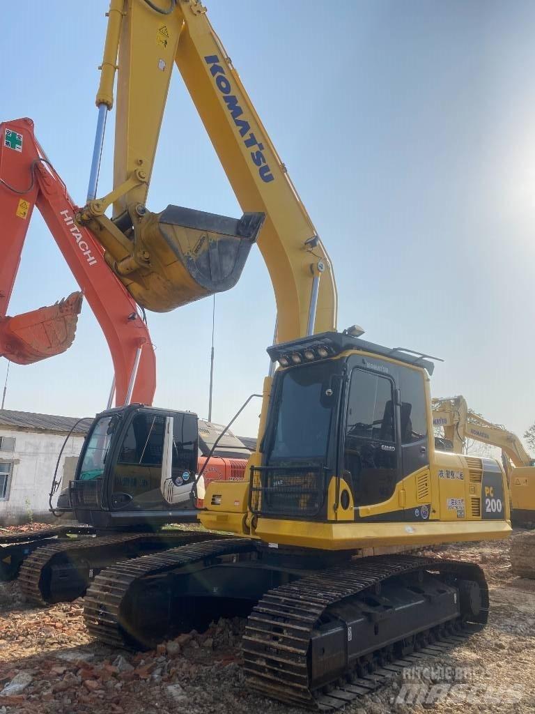 Komatsu PC 200-8 Bageri gusjeničari