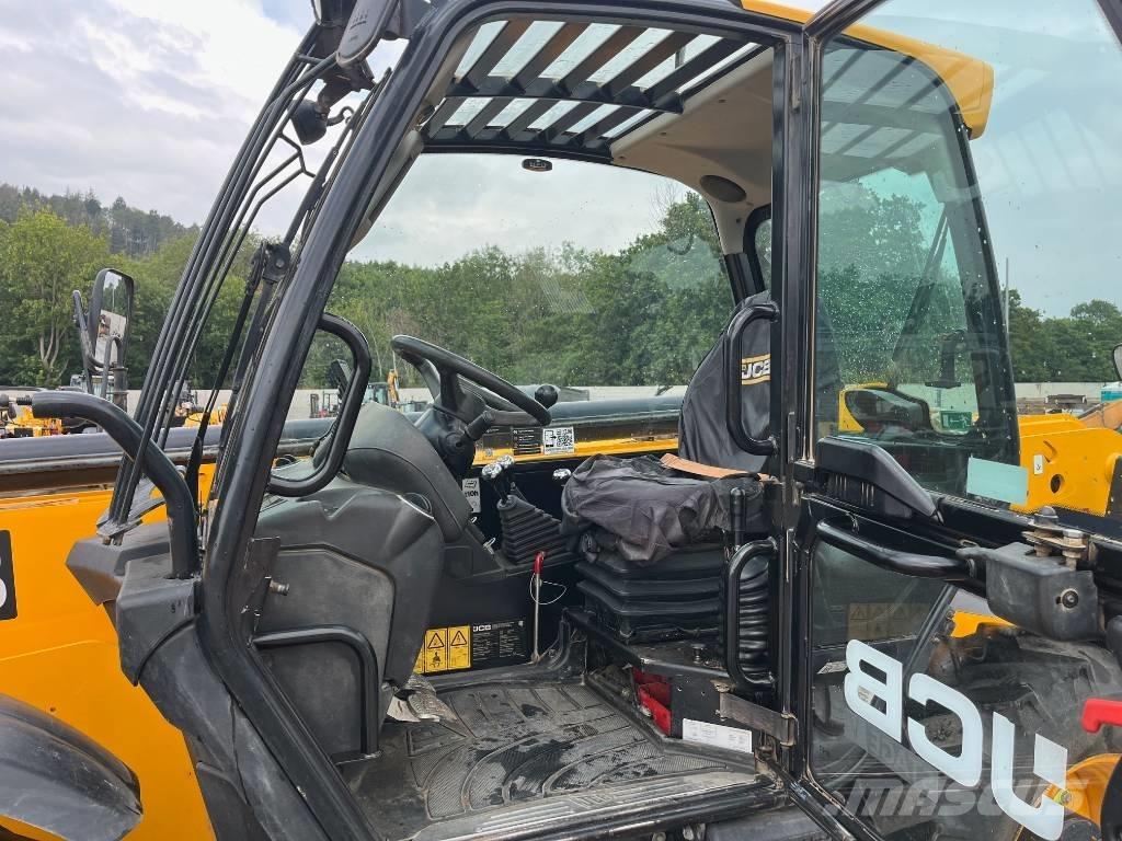 JCB 540-140 Teleskopski viličari