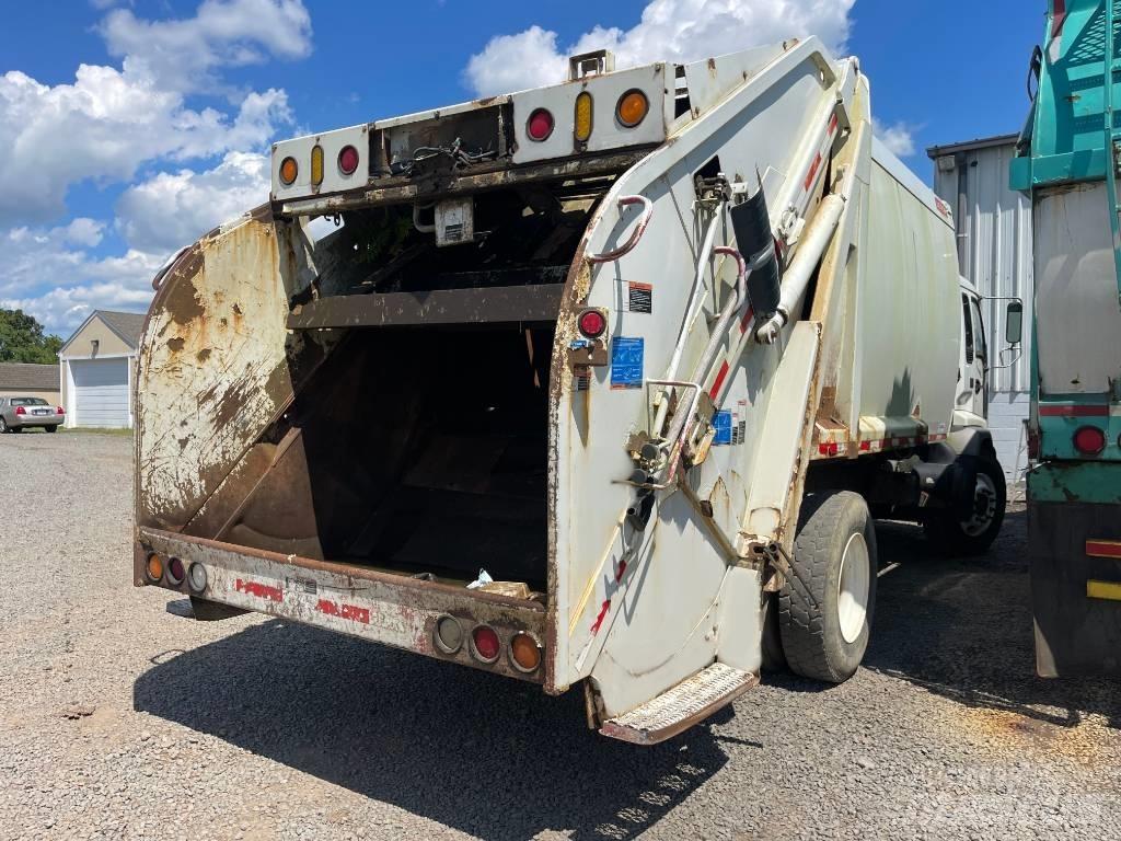 GMC T7500 Kamioni za otpad