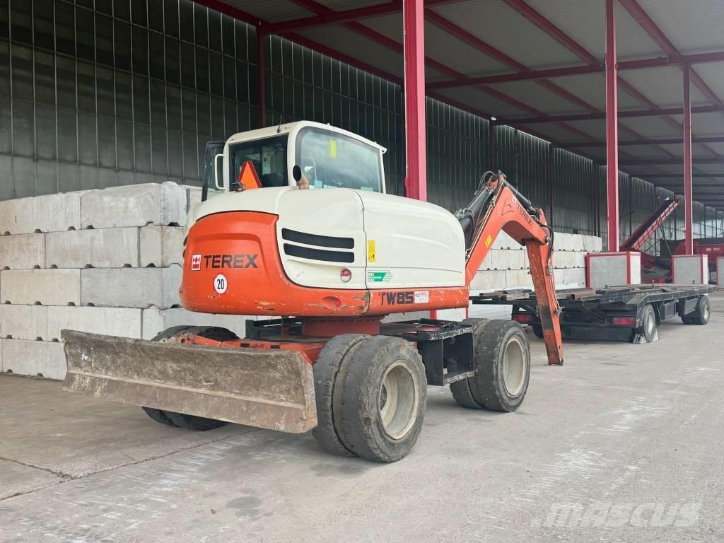 Schaeff TW 85 Bageri na kotačima