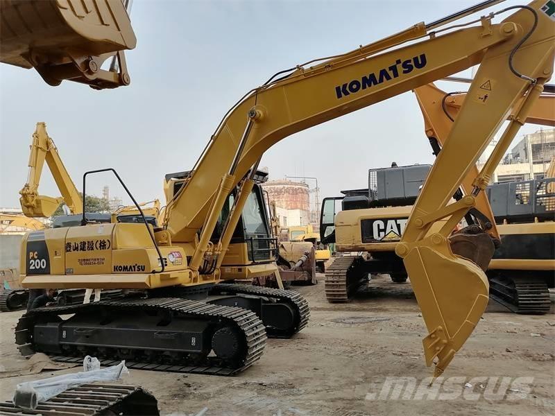 Komatsu pc200-8 Bageri gusjeničari