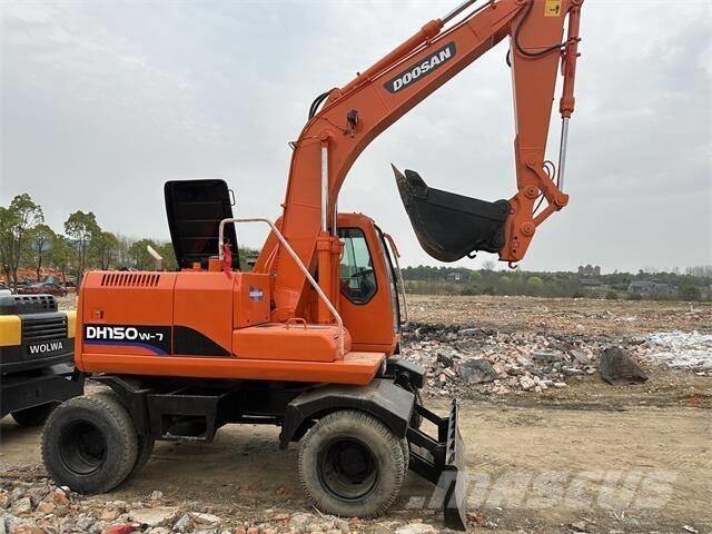 Doosan DH150W Bageri na kotačima