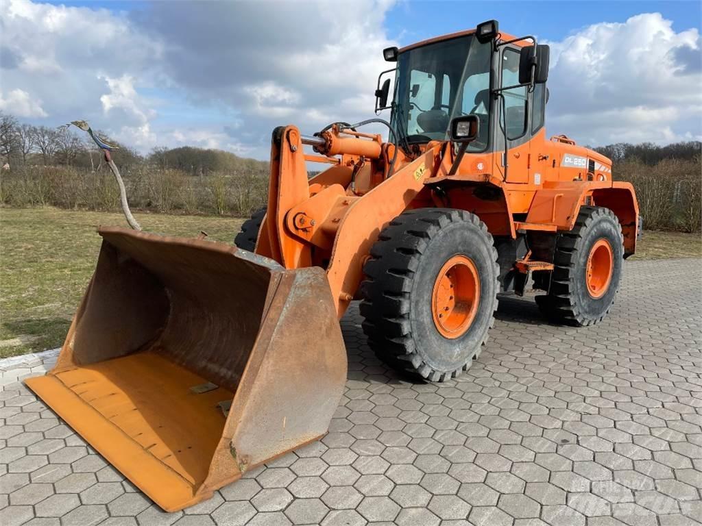Doosan DL250 Utovarivači na kotačima