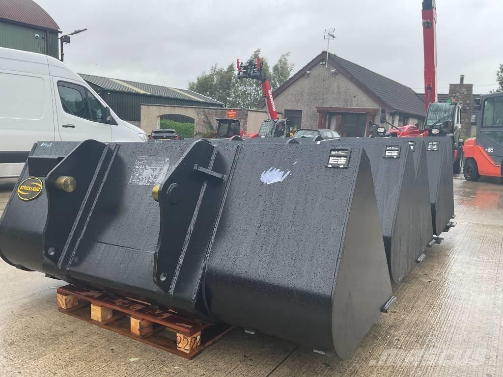 Manitou 1 CM Bucket Teleskopski viličari