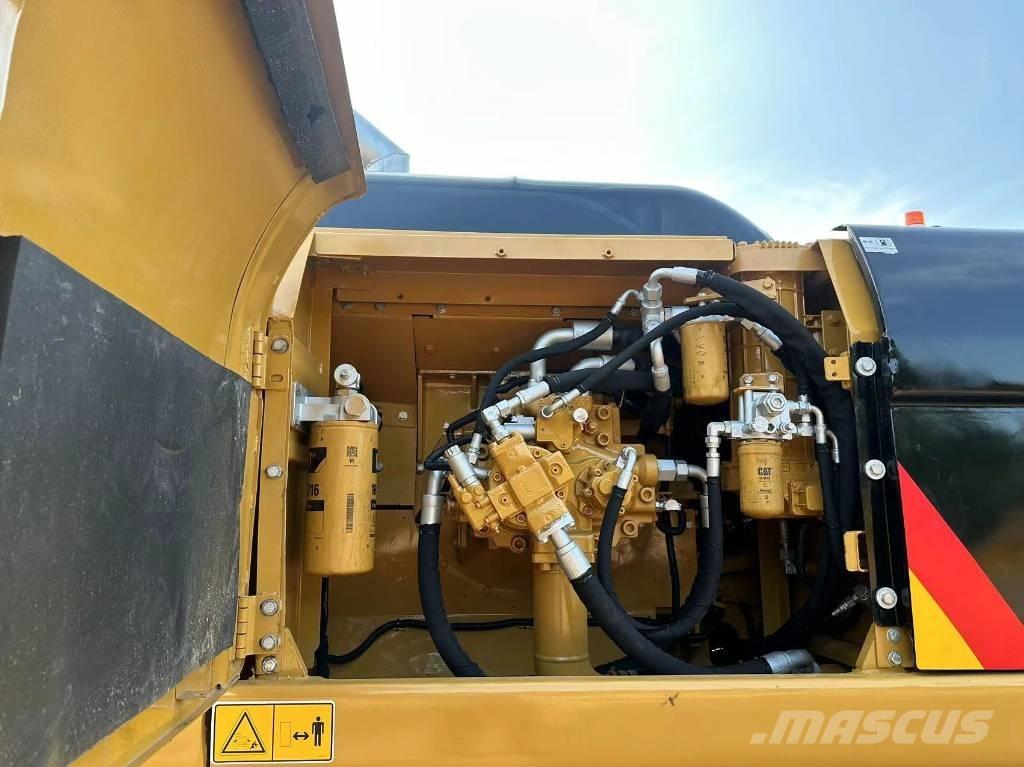 CAT 330D Bageri gusjeničari