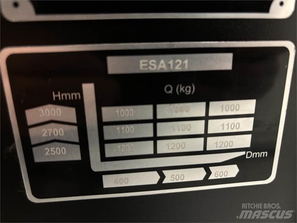 ESA 121 Ručni električni viličar