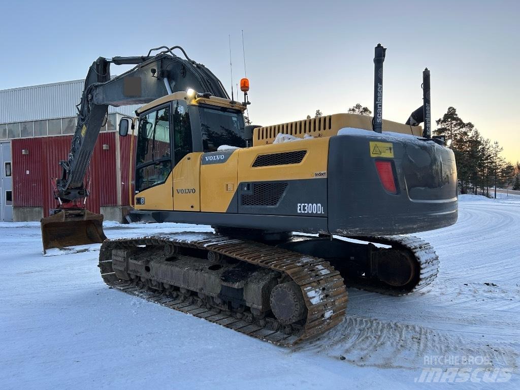 Volvo EC 300 D L Bageri gusjeničari