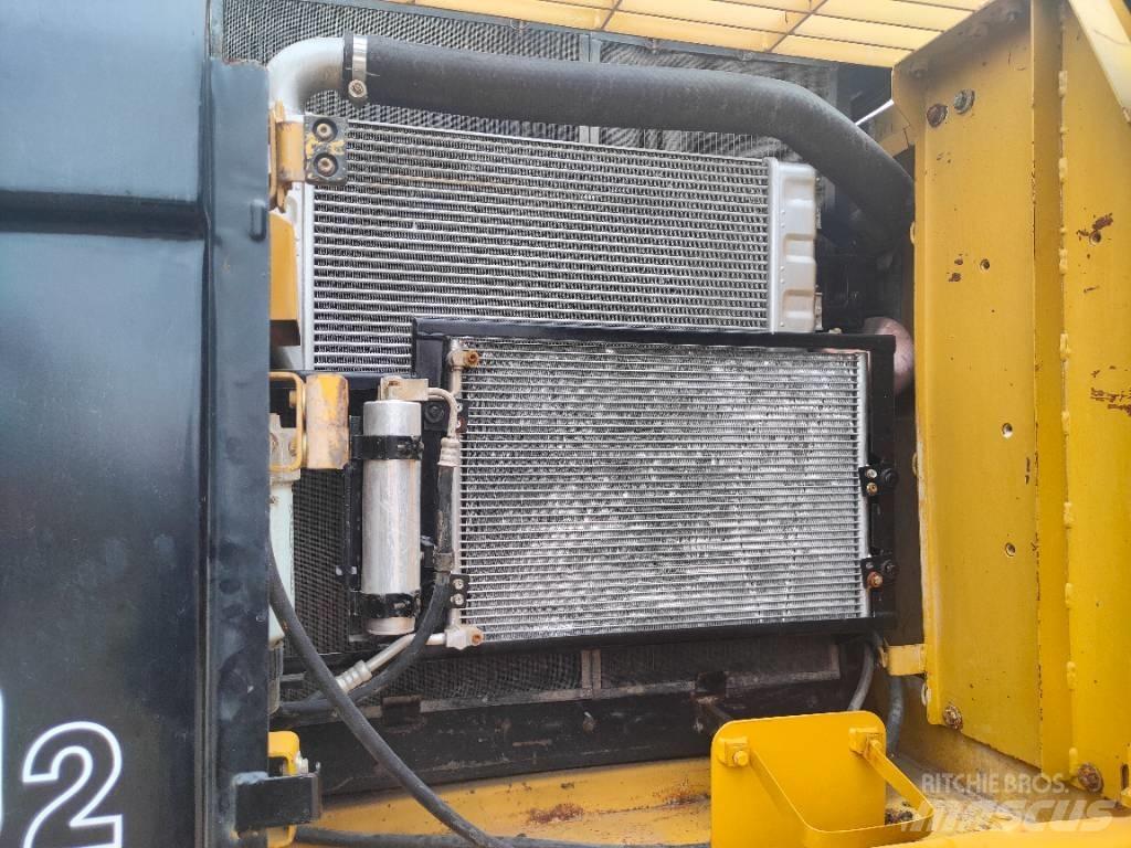 CAT 320 D Bageri gusjeničari