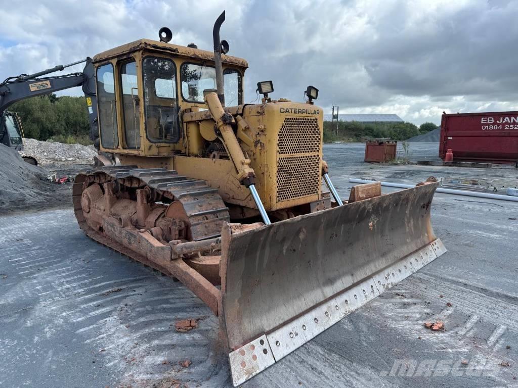 CAT D 6 C Buldožeri gusjeničari