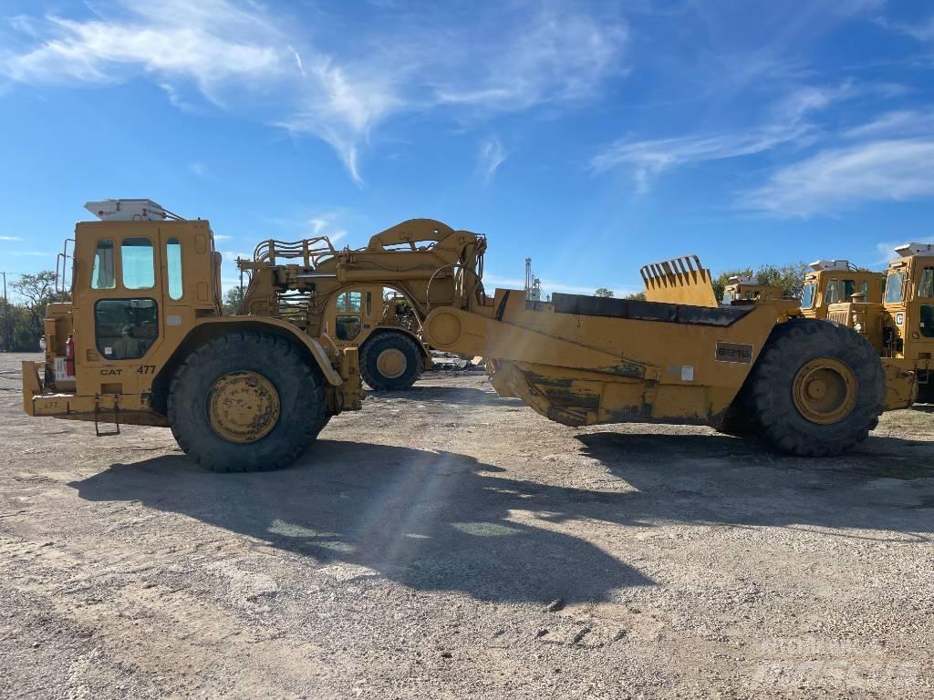 CAT 621 B Strugači