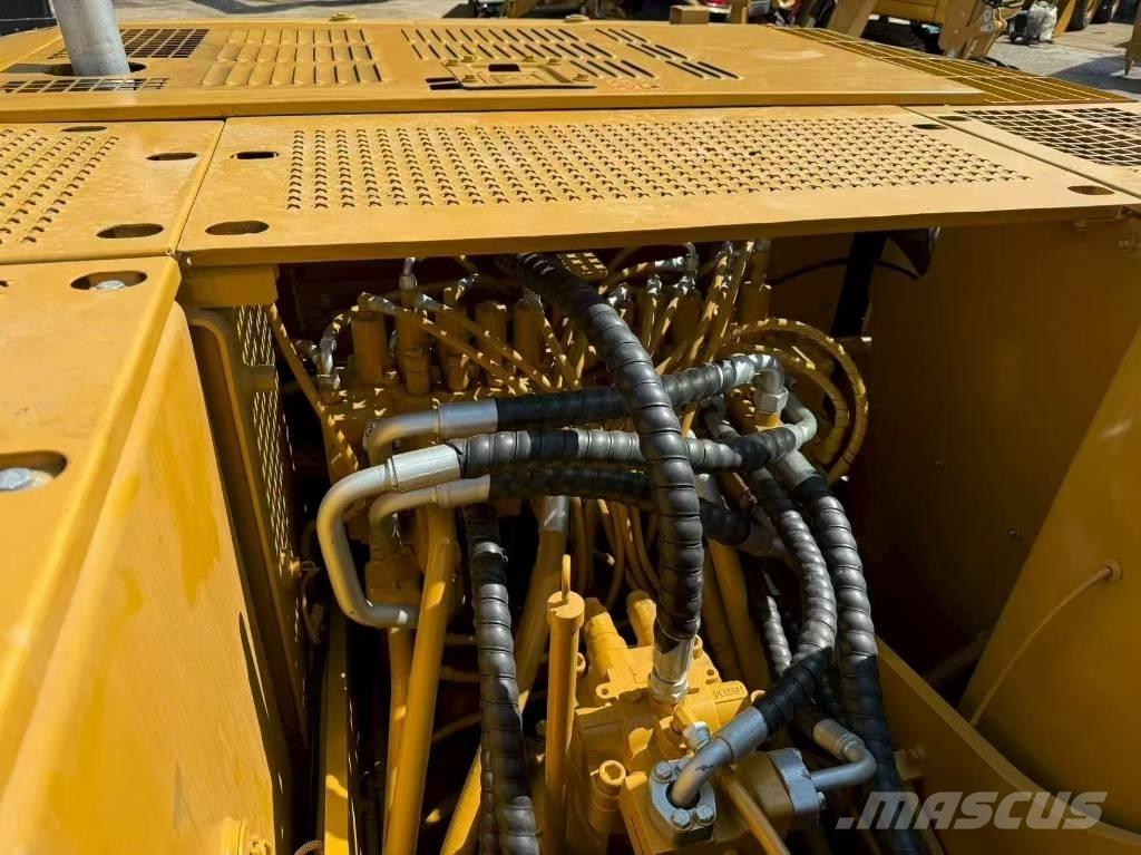 CAT 320 C L Bageri gusjeničari