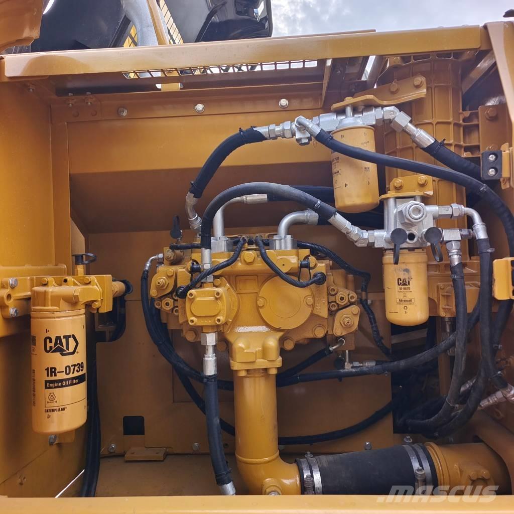 CAT 324 D2L Bageri gusjeničari