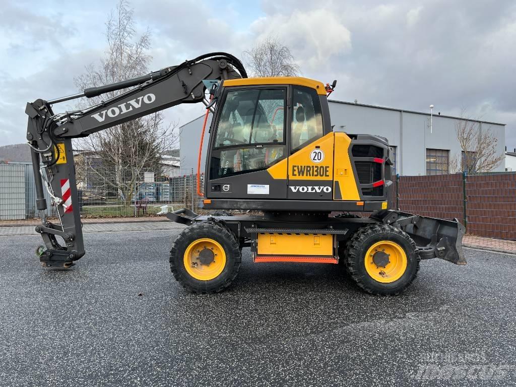 Volvo EWR130E Bageri na kotačima