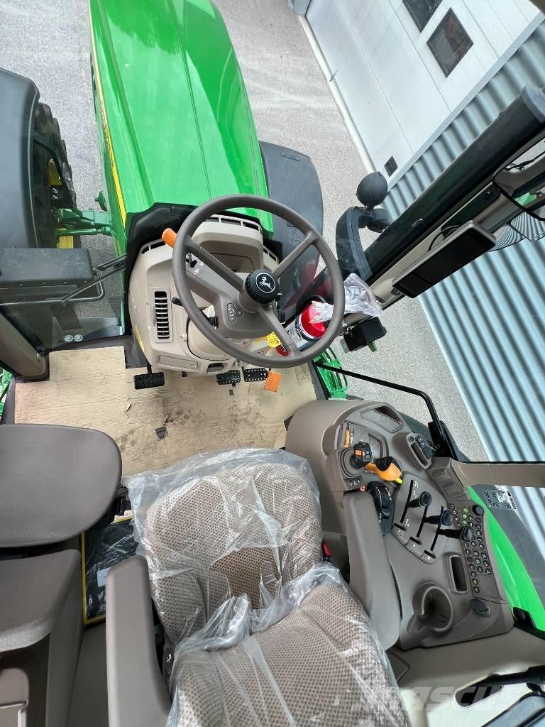 John Deere 6155 M Traktori