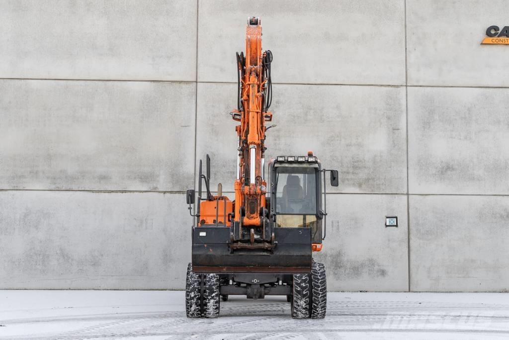 Doosan DX 140 W-3 Bageri na kotačima
