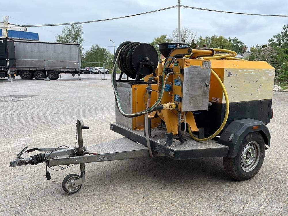 Falcon F60CTM Vozila za posipavanje soli u pesku