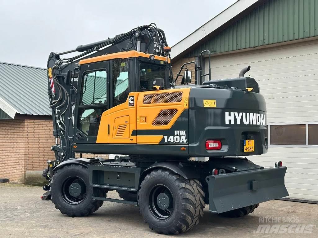 Hyundai HW140A Bageri na kotačima