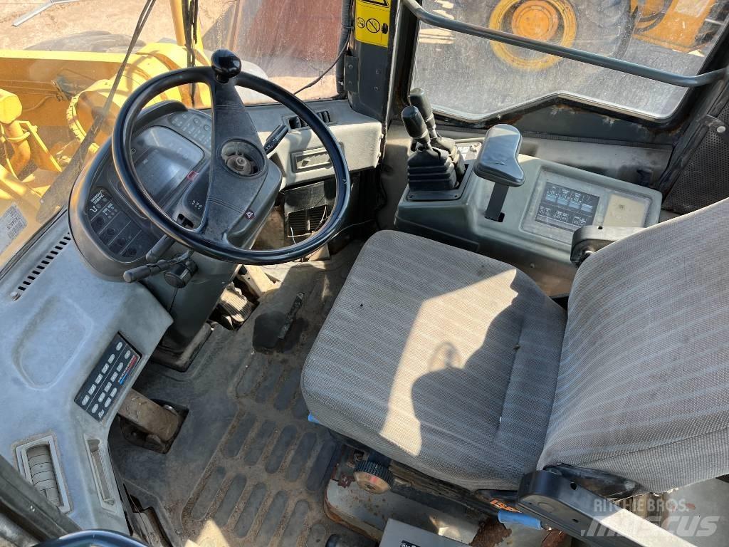Komatsu WA 480 Utovarivači na kotačima
