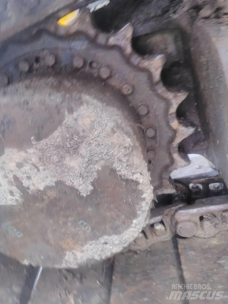 Volvo 210 C Bageri gusjeničari