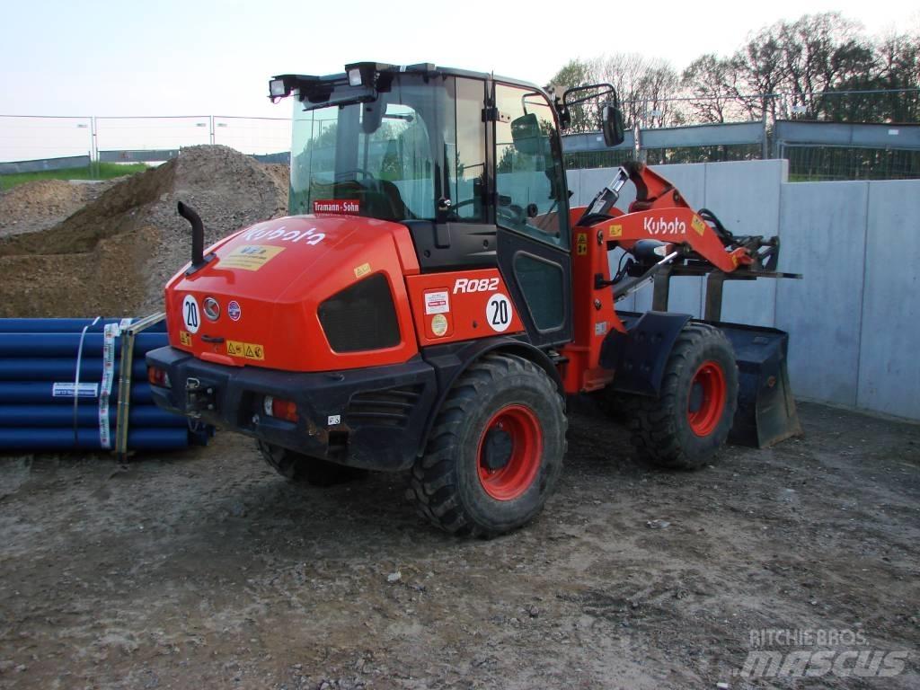 Kubota R 082 Utovarivači na kotačima
