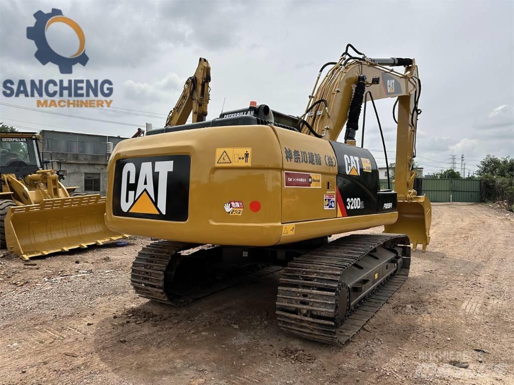 CAT 320 D 2 L Bageri gusjeničari