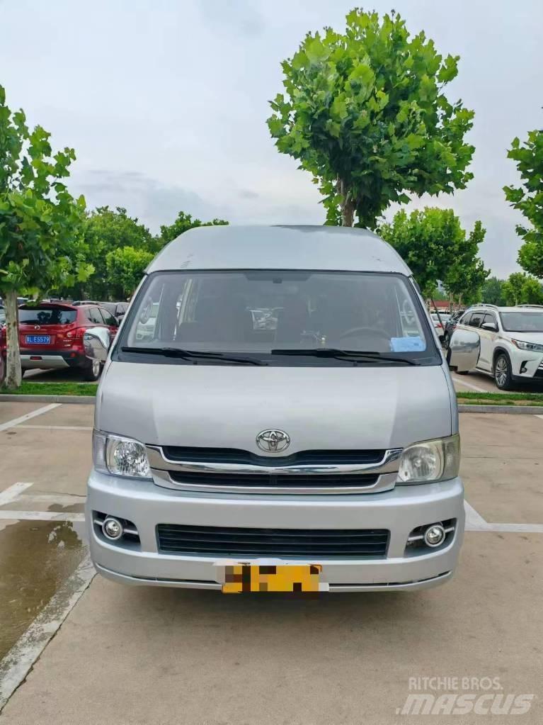 Toyota Coaster Međugradski autobusi