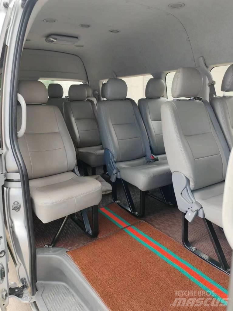 Toyota Coaster Međugradski autobusi