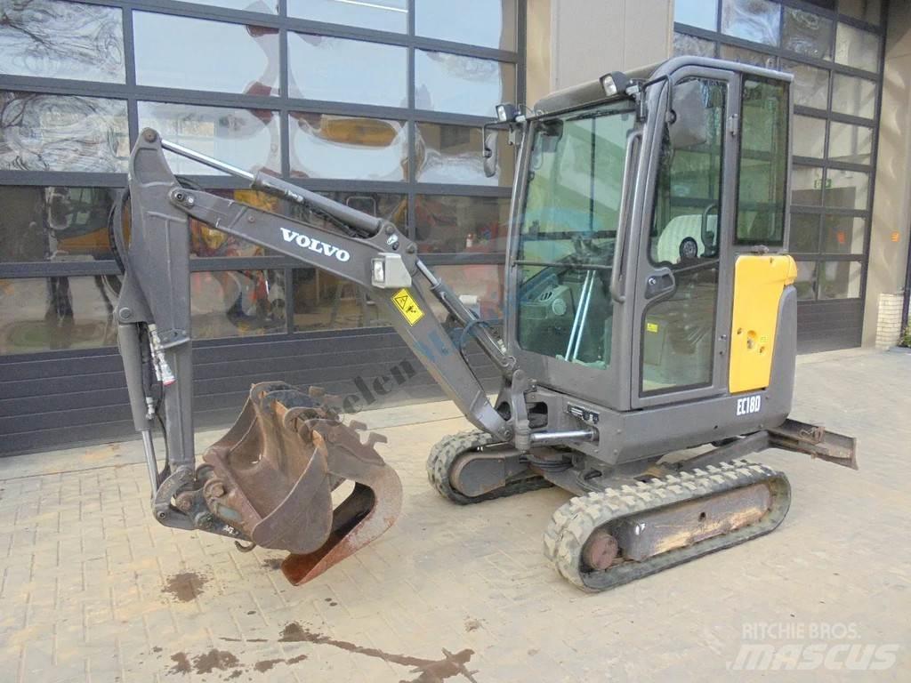 Volvo EC 18 D Mini bageri <7t