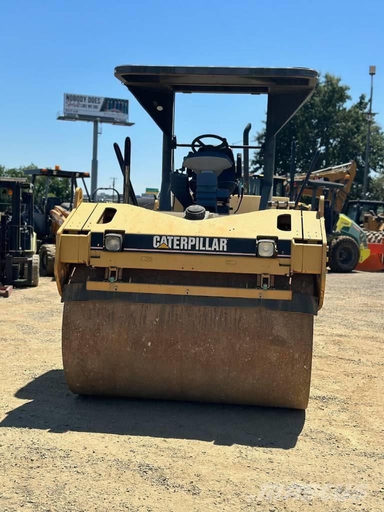 CAT CB 534 DXW Valjci sa dvojnim bubnjem