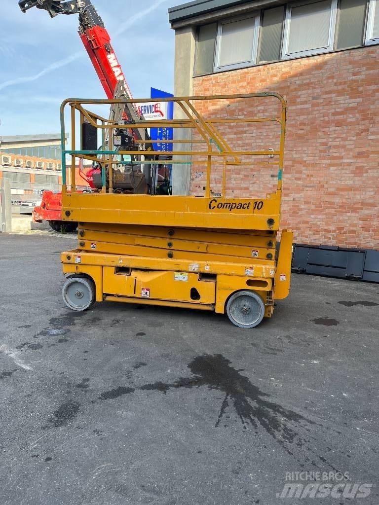 Haulotte Compact 10 Škaraste platforme