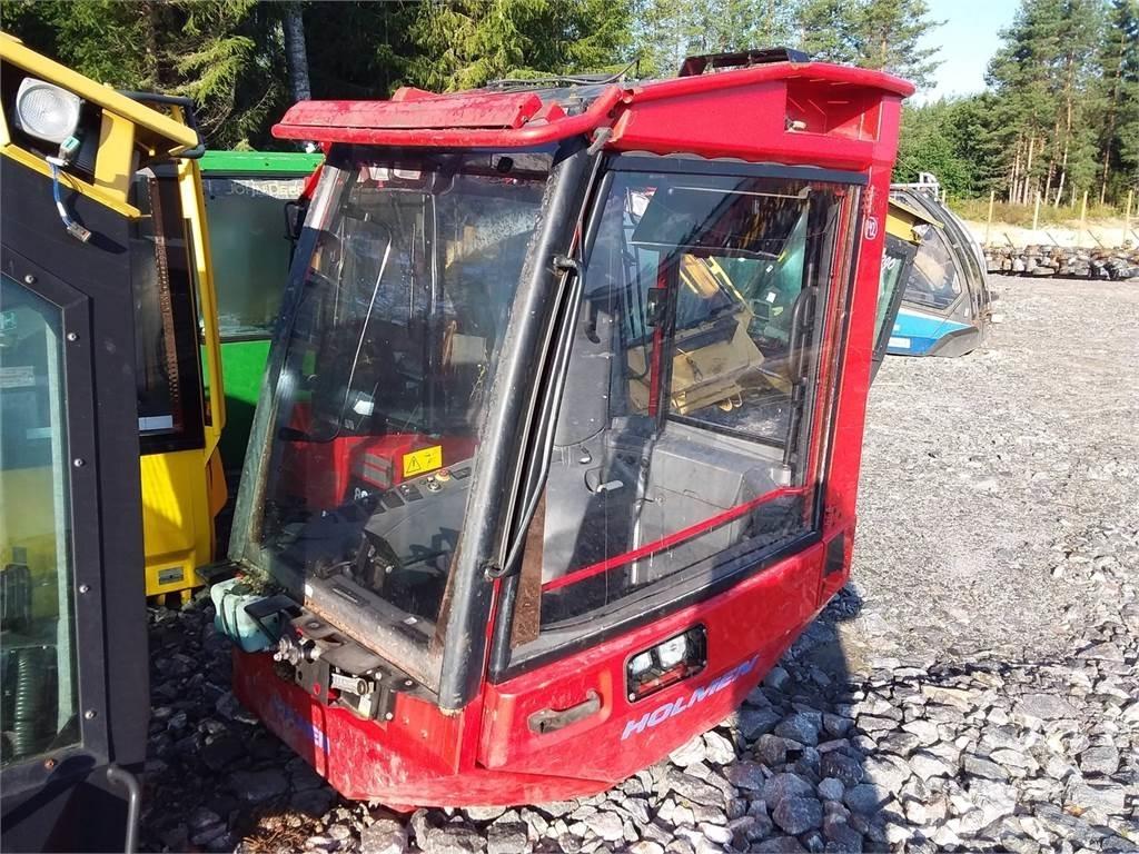 Komatsu 931 Kabine i unutrašnjost
