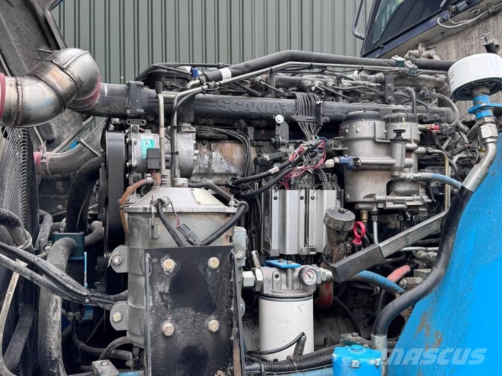 Terex TA 400 Zglobni demperi