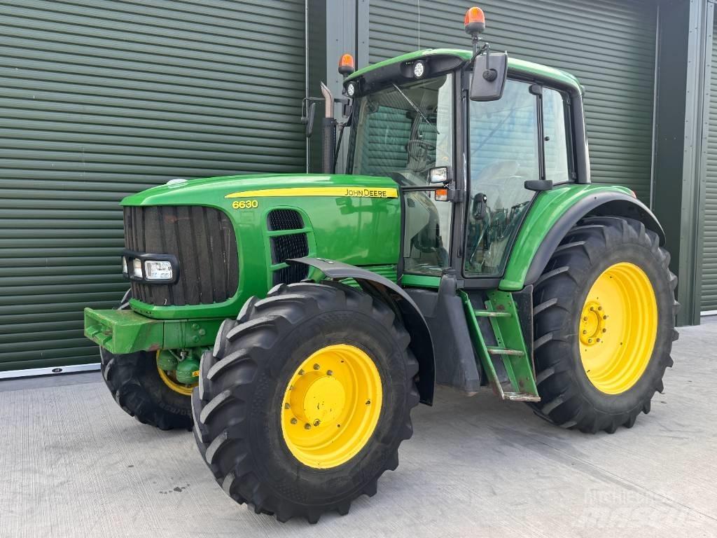 John Deere 6630 Traktori