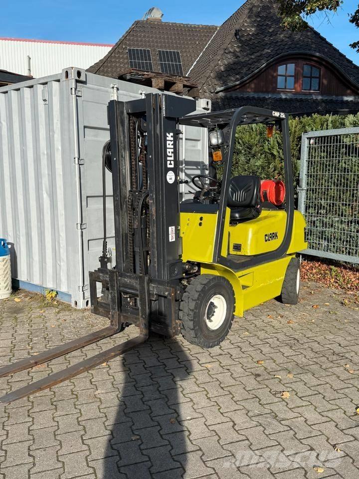 Clark CMP 25 L Plinski viličari