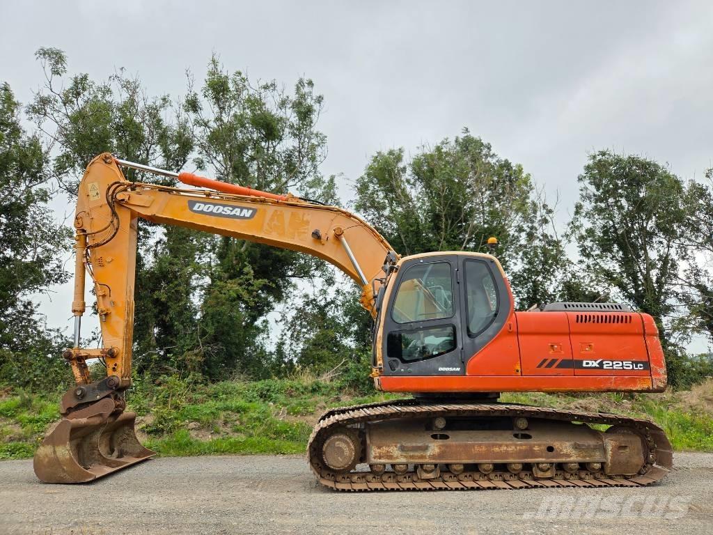Doosan DX 225 LC Bageri gusjeničari