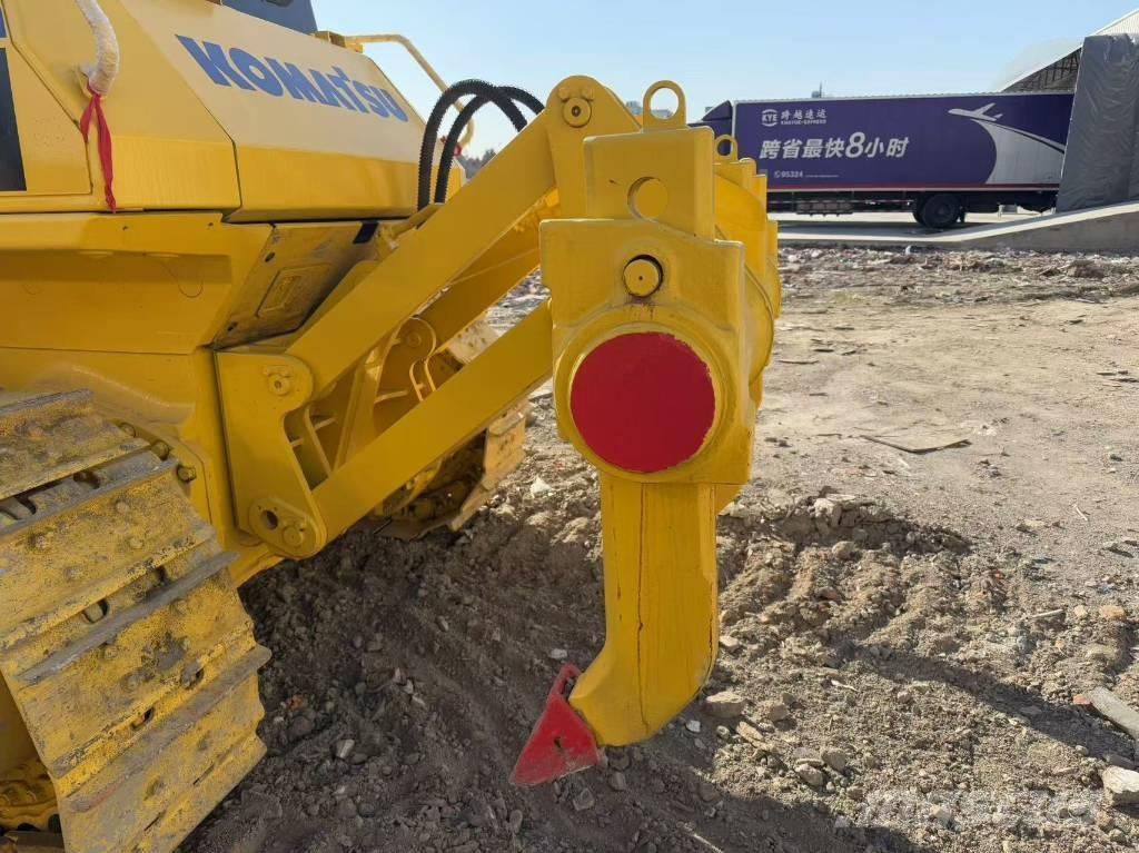 Komatsu D 85 EX-18 Buldožeri gusjeničari