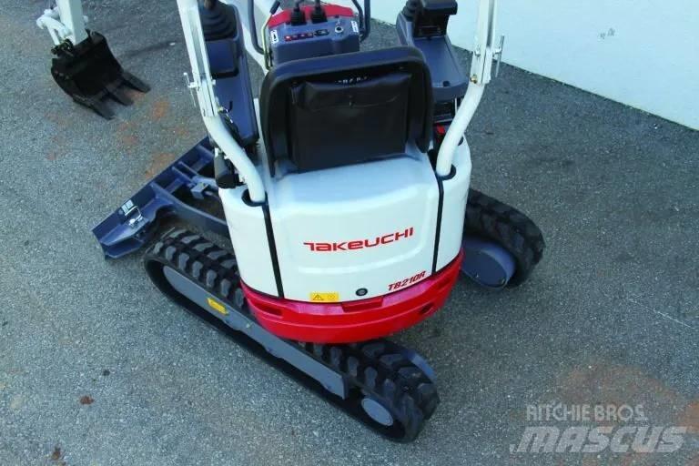 Takeuchi TB210R Mini bageri <7t