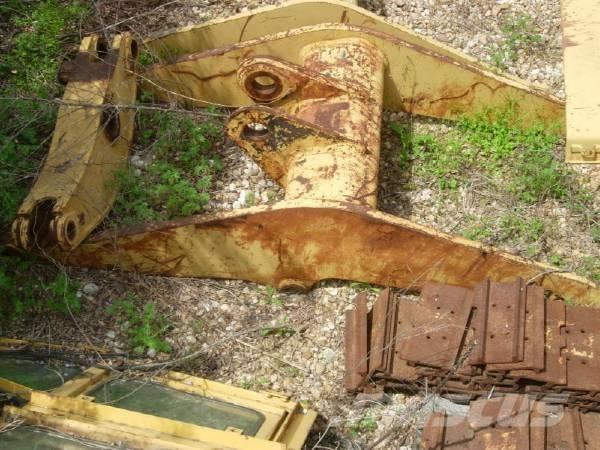 CAT 943 Ostale komponente