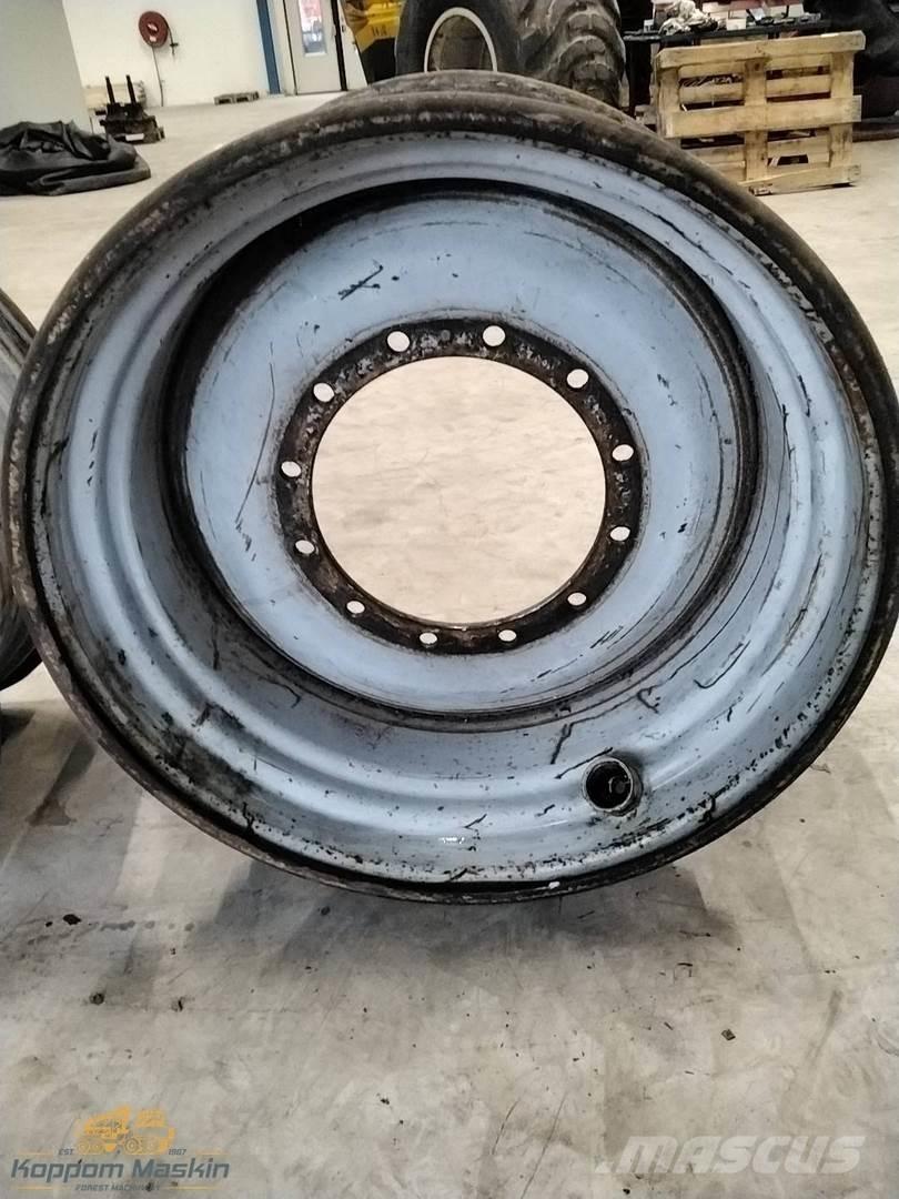Valmet 901 20x34 Gume, kotači i naplatci