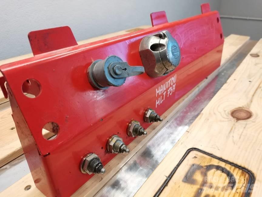 Manitou MLT shield Kabine i unutrašnjost